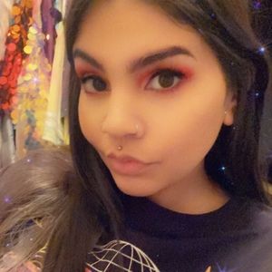 Meet your Posher, Monisha